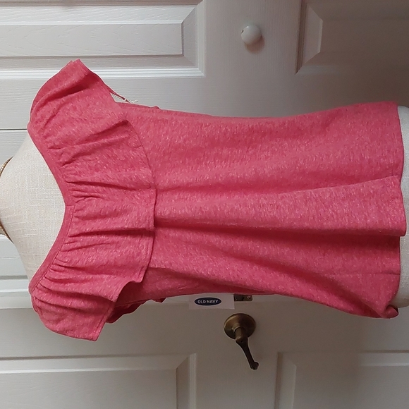 Old Navy-V neck Ruffle front & back top  52% Linen 48% polyester - Picture 2 of 3